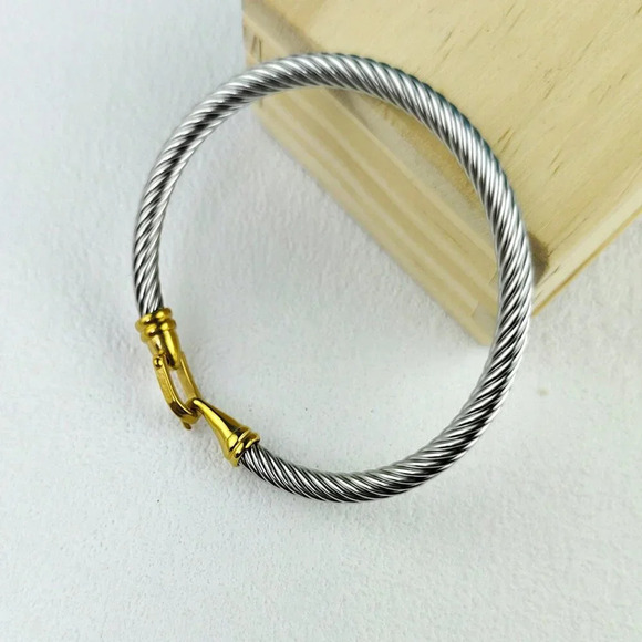 Fashionable Women's Stainless Steel 5mm Cable Wire Bangle - Picture 7 of 12
